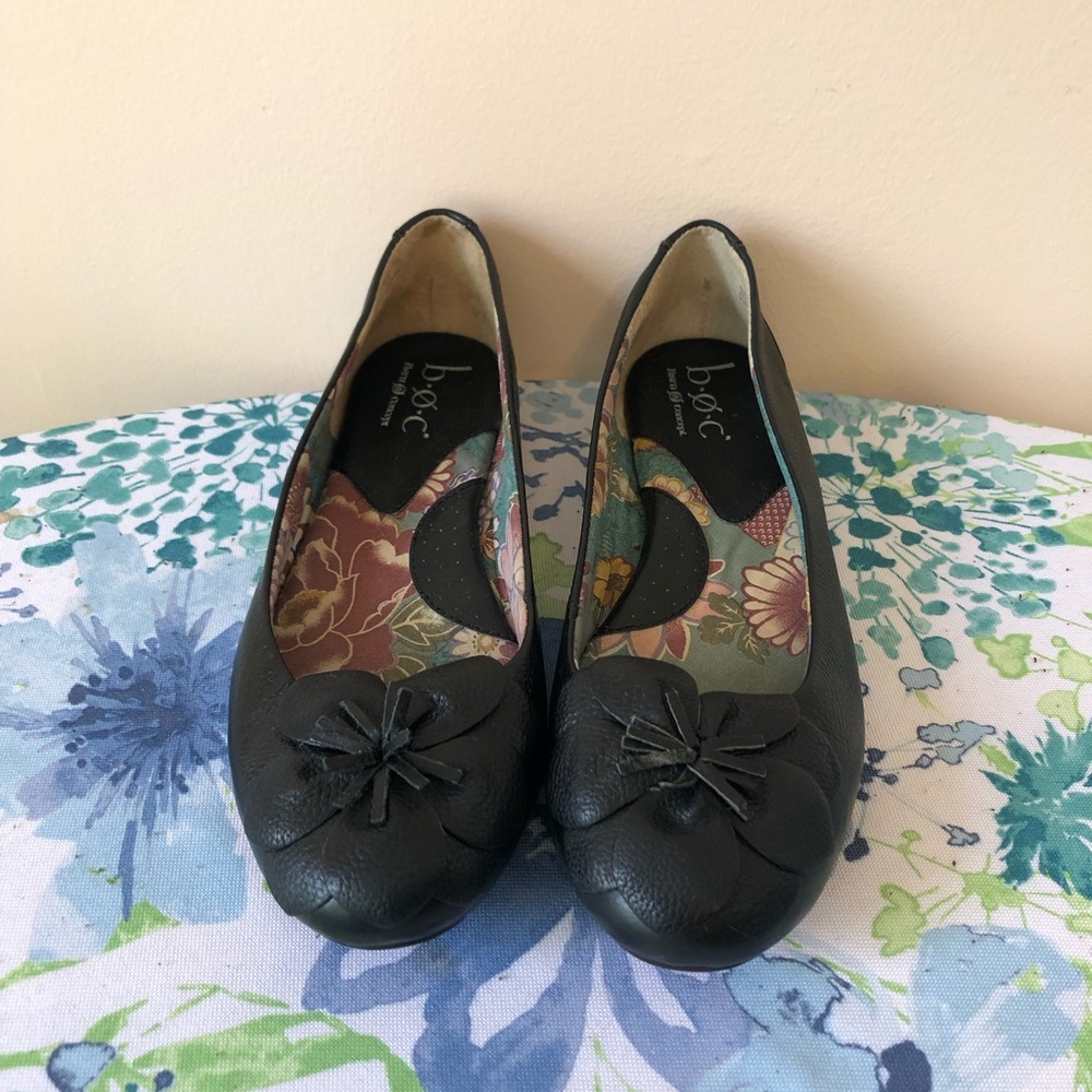 Born BOC Black Floral Flats